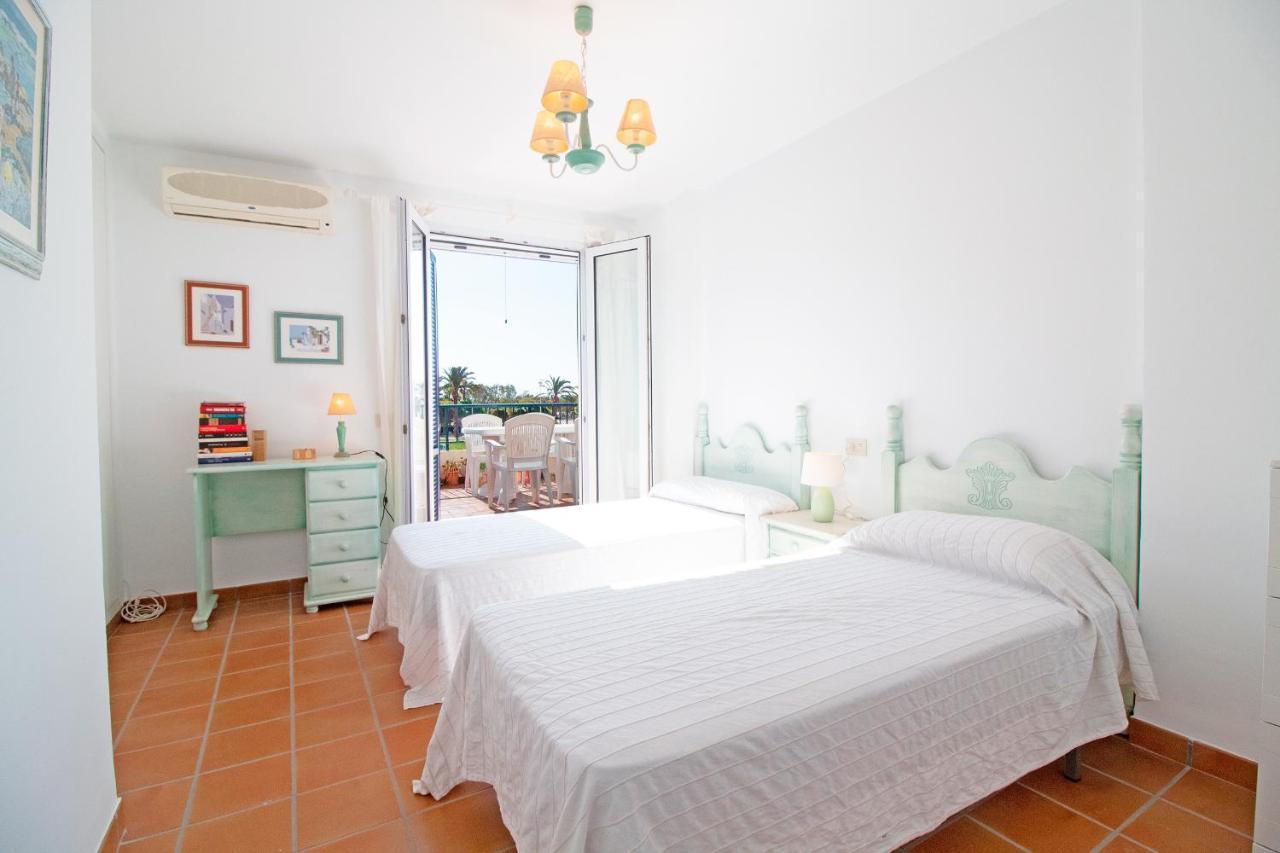 Global Properties, Precioso Apartamento Con Terraza Y Vistas Al Mar 카넷드버렝구어 외부 사진